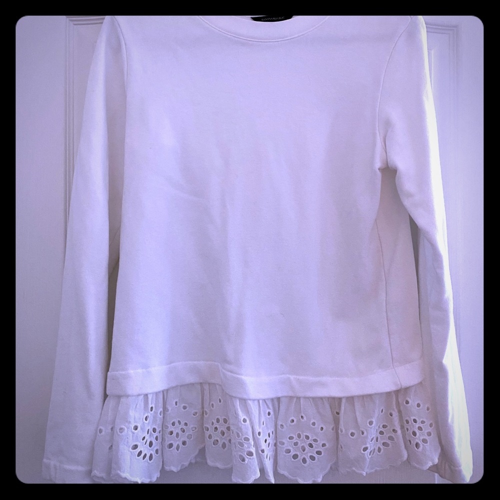 White lace sweatshirt